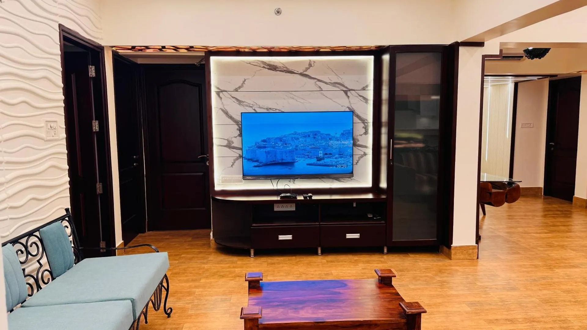 Lake View Castle Thiruvananthapuram Indie