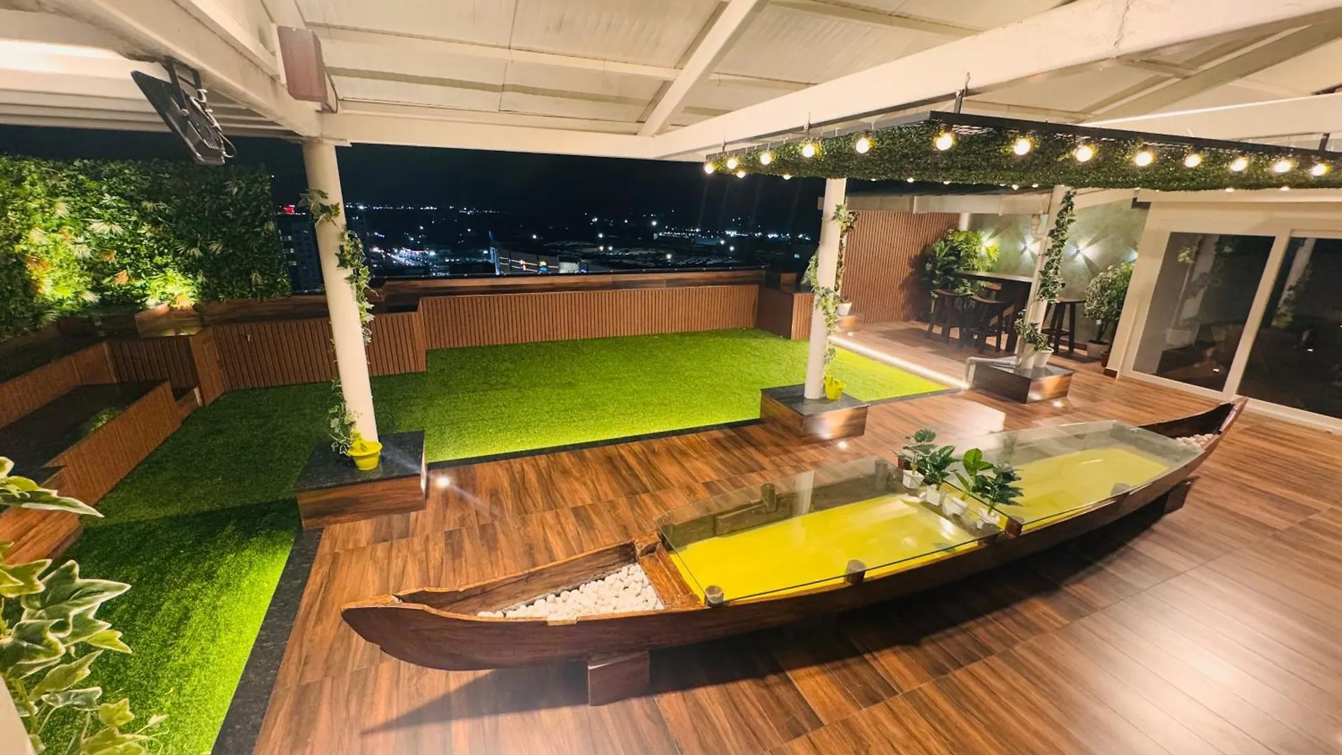 Lake View Castle Thiruvananthapuram Apartment