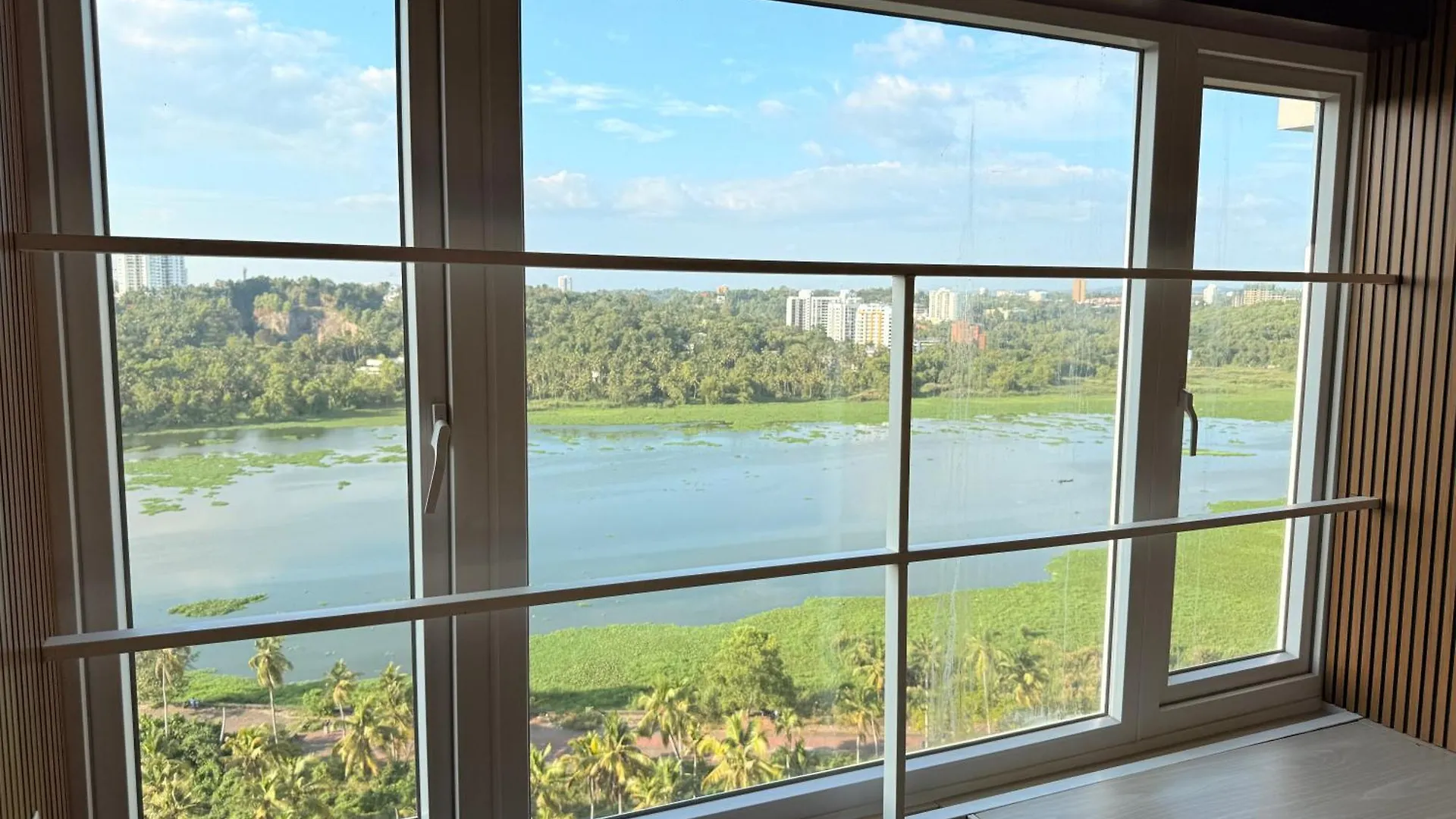 Lake View Castle Thiruvananthapuram Apartment